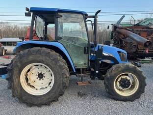 New Holland TL100A