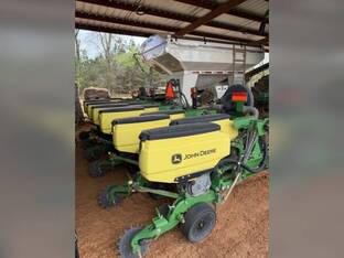2015 John Deere 1705
