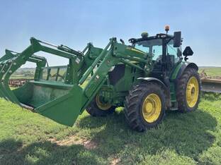 2025 John Deere 6R 195
