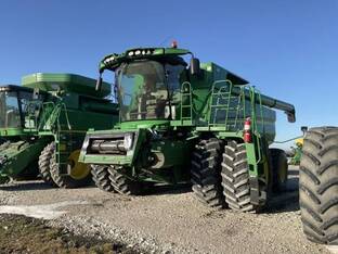 2017 John Deere S670