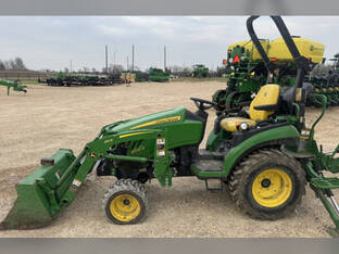 2022 John Deere 2025R