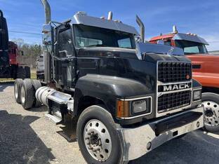 2020 Mack PINNACLE 64T