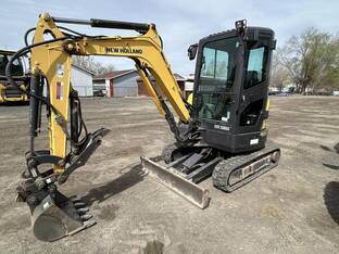 2018 New Holland E26C