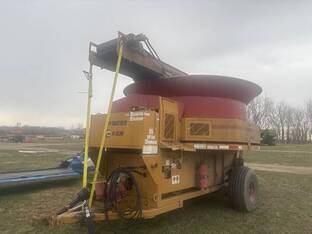 2011 HayBuster H1130