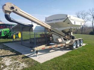 2023 Unverferth 3755XL