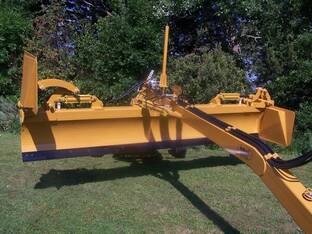 2026 Johnson Mfg. 1400RS