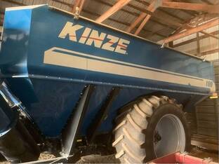 2014 Kinze 1100