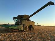 2023 John Deere S780