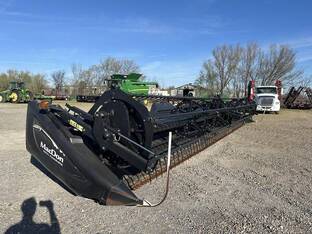 2017 MacDon Industries FD75S