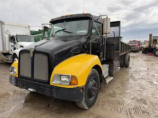 2000 Kenworth T300