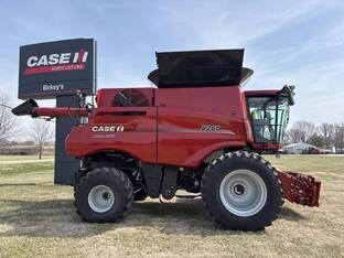 2025 Case IH 8260