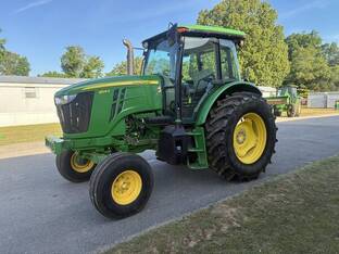 2020 John Deere 6105E