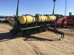 2008 John Deere 1750