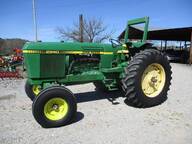John Deere 2940