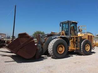 2010 John Deere 844K