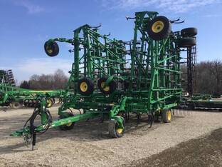 2022 John Deere 2230