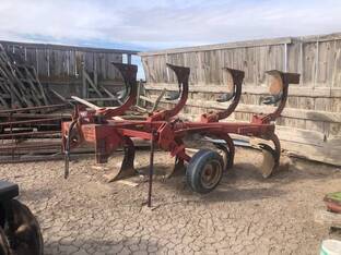 1974 International 145