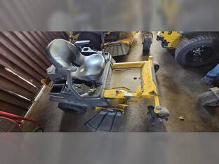 2023 Hustler RAPTOR 42