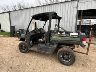 2023 John Deere GATOR XUV 835M
