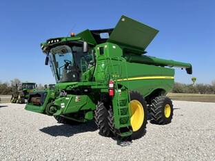 2013 John Deere S680