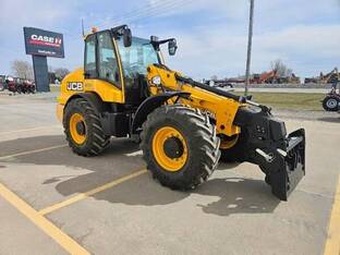 2026 JCB TM420