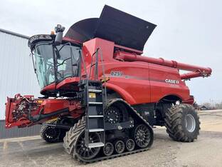 2023 Case IH 8250