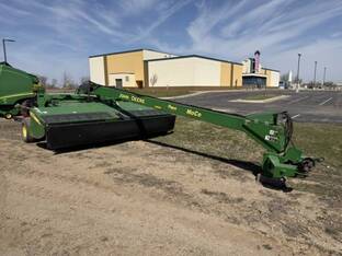 2015 John Deere 956