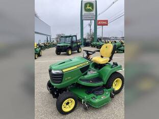 2025 John Deere X758