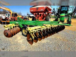 John Deere 340