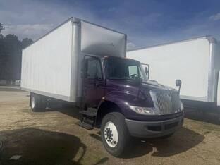 2018 International DURASTAR 4300