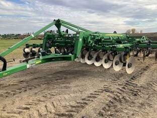 2015 John Deere 2730