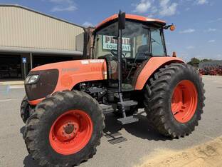 2015 Kubota M108S