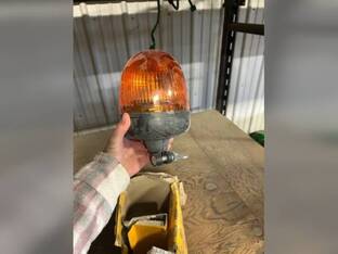 2022 John Deere LW9069320 - Rotary Beacon Light