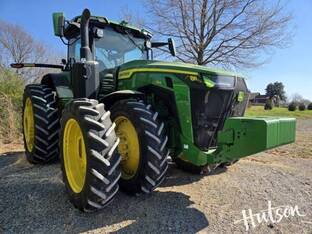 2023 John Deere 8R 340