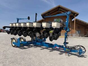 2021 Kinze 3505