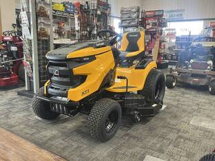 2026 Cub Cadet XT1 ST54