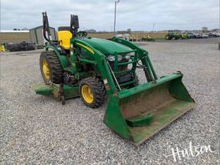 2009 John Deere 2720