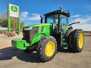 2016 John Deere 7210R