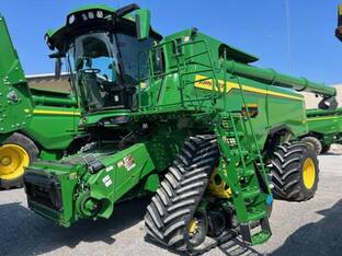 2025 John Deere S7 800