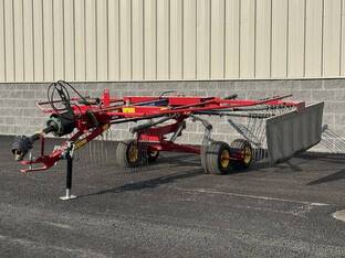 2014 New Holland ProRotor 3114