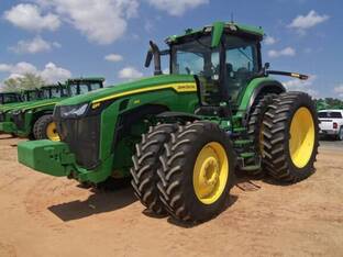 2022 John Deere 8R 310