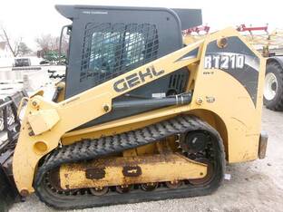 Gehl RT210