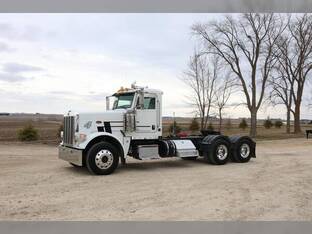 2013 Peterbilt 388