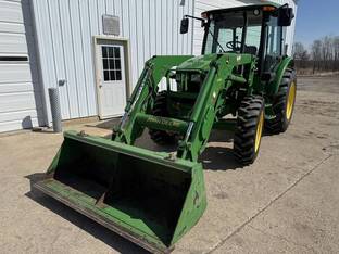 2012 John Deere 5083E
