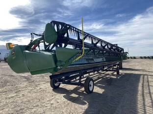 2023 John Deere 735D