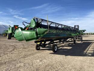 2023 John Deere 735D