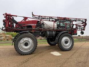 2010 Case IH PATRIOT 3330
