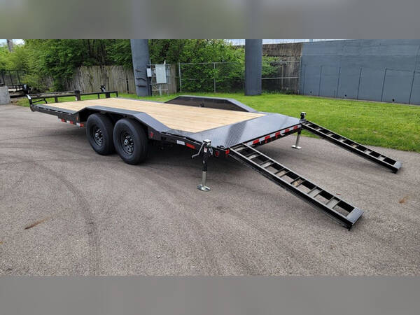 2026 PJ 8.5'x20' 14k equipment trailer