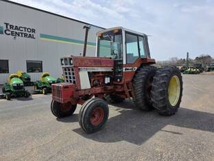 1977 International 1086