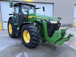 2023 John Deere 8R 370